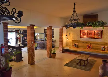 Hacienda Morelos Beach Front Hotel hotel thumbnail 3