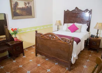 Casa De Las Columnas hotel thumbnail 3