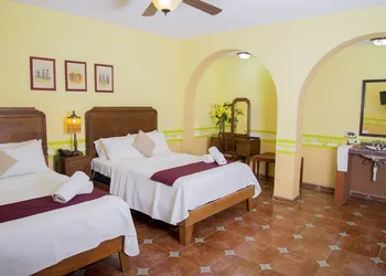 Casa De Las Columnas hotel thumbnail 7