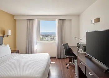 Fiesta Inn Express Durango hotel thumbnail 4