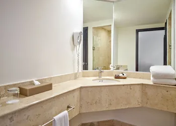 Fiesta Inn Express Durango hotel thumbnail 6