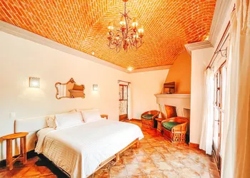 Casaluna Hotel Boutique hotel thumbnail 3