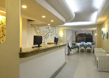Emperador Vallarta Beachfront Hotel and Suites hotel thumbnail 4