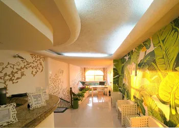 Emperador Vallarta Beachfront Hotel and Suites hotel thumbnail 5
