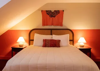 The Vesper hotel thumbnail 6