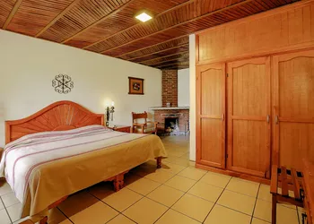 Hotel Pie de la Sierra hotel thumbnail 3