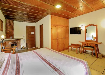 Hotel Pie de la Sierra hotel thumbnail 7