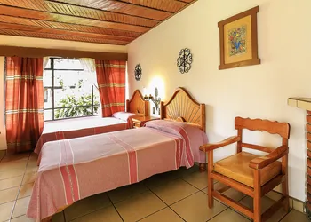 Hotel Pie de la Sierra hotel thumbnail 8