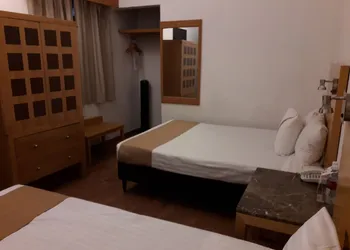 Hotel Napoles hotel thumbnail 6