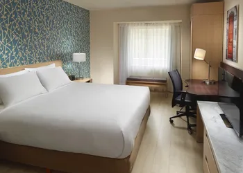 One Saltillo Aeropuerto hotel thumbnail 8