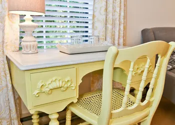 Yellow House Inn hotel thumbnail 2