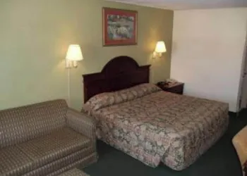 Diamond Inn Forrest City I-40 hotel thumbnail 5