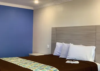 Mojave Inn hotel thumbnail 3
