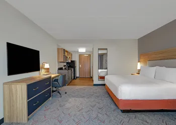 Candlewood Suites Kingston West by IHG hotel thumbnail 3