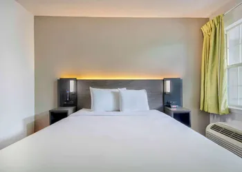 Studio 6 Extended Stay - San Antonio, TX - Medical Center hotel thumbnail 7