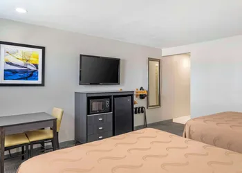 Quality Inn Kettleman City near Hwy 41 hotel thumbnail 7