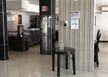 Hotel Francis hotel thumbnail 3