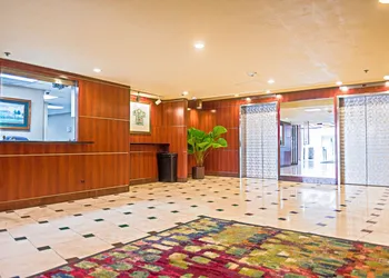 Waikiki Place - the Place to be in Waikiki hotel thumbnail 2