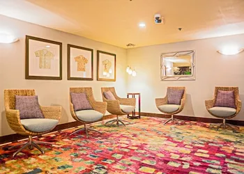 Waikiki Place - the Place to be in Waikiki hotel thumbnail 3