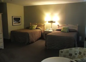 Hôtel Stoneham hotel thumbnail 6