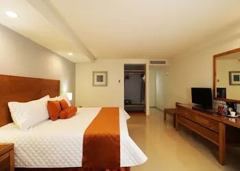 Hotel HB Córdoba hotel thumbnail 3