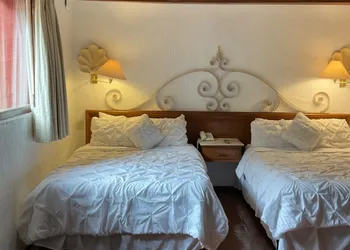 Villa San Jose Hotel and Suites hotel thumbnail 8