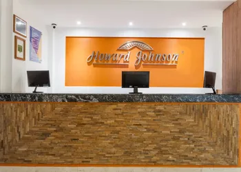 Howard Johnson Leon Avenida hotel thumbnail 2