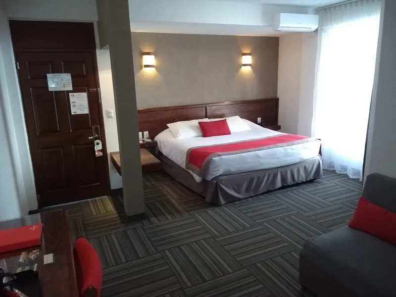 Ramada Plaza Leon hotel detail image 6