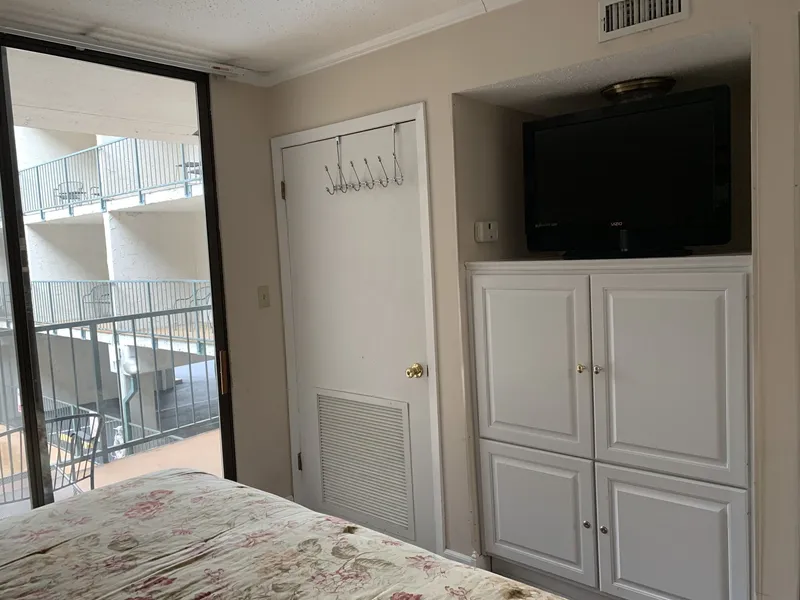 Oak Square Rentals hotel detail image 2