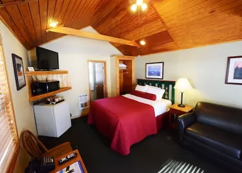 Zephyr Cove Resort hotel thumbnail 3