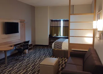 Microtel Inn & Suites by Wyndham Liberty/NE Kansas City Area hotel thumbnail 7