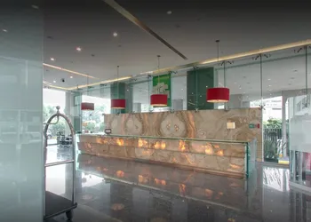 Holiday Inn Mexico City - Plaza Universidad by IHG hotel thumbnail 2