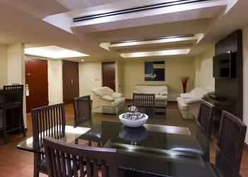 Holiday Inn Mexico City - Plaza Universidad by IHG hotel thumbnail 7