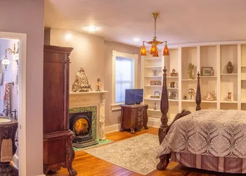 McMillan Inn Bed and Breakfast hotel thumbnail 5