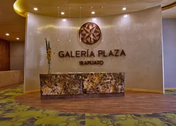 Galeria Plaza Irapuato hotel thumbnail 2