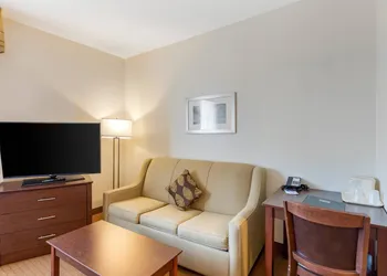 MainStay Suites Near Denver Downtown hotel thumbnail 8