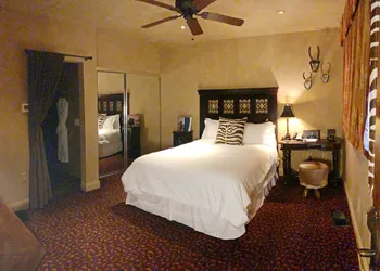 Border House at Crystal Bay Casino hotel thumbnail 7