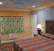 Budget Inn hotel detail image 4