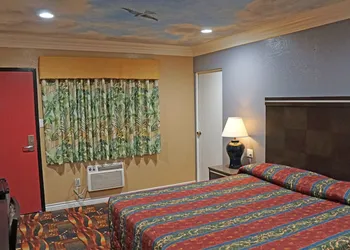 Budget Inn hotel thumbnail 4