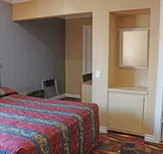 Budget Inn hotel detail image 7