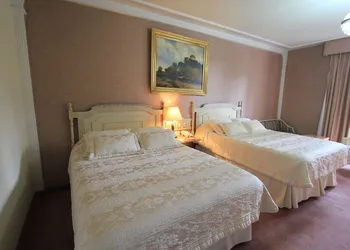 Alameda Grand hotel thumbnail 2