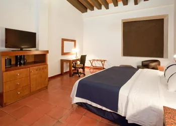 Holiday Inn Express Veracruz Centro Historico hotel thumbnail 8