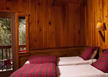 Idyllwild Bunkhouse hotel thumbnail 2