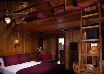 Idyllwild Bunkhouse hotel thumbnail 3