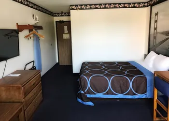 Best Inn hotel thumbnail 3