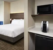 Holiday Inn Express and Suites Brantford by IHG hotel detail image 7