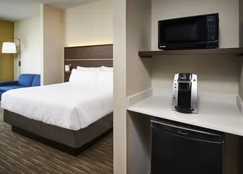Holiday Inn Express and Suites Brantford by IHG hotel thumbnail 7