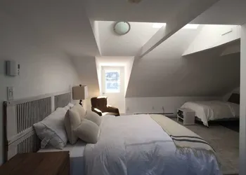 HPG Griffintown hotel thumbnail 8