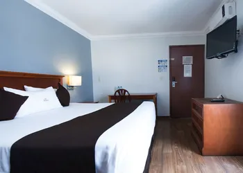 Del Marqués Hotel and Suites hotel thumbnail 6