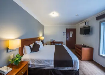 Del Marqués Hotel and Suites hotel thumbnail 8